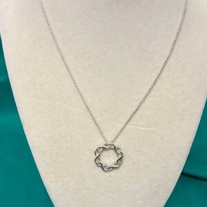 Avon Empowerment Circle of Support Necklace Against Domestic Violence SAQ 2011